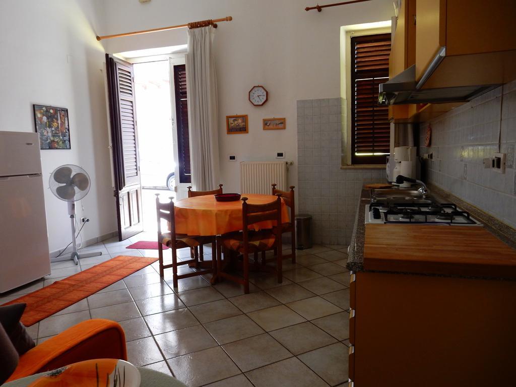 Terrasini Siracasa Apartment Ruang foto