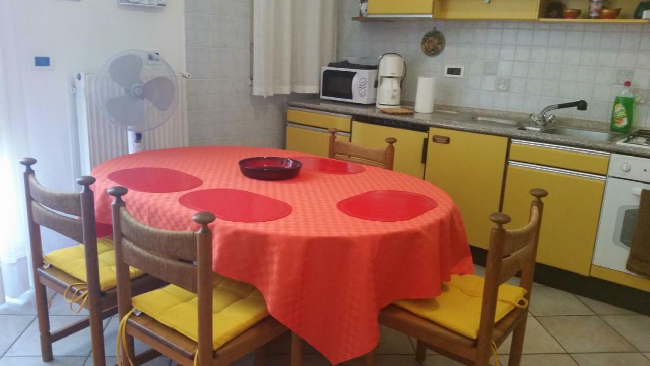 Terrasini Siracasa Apartment Bagian luar foto